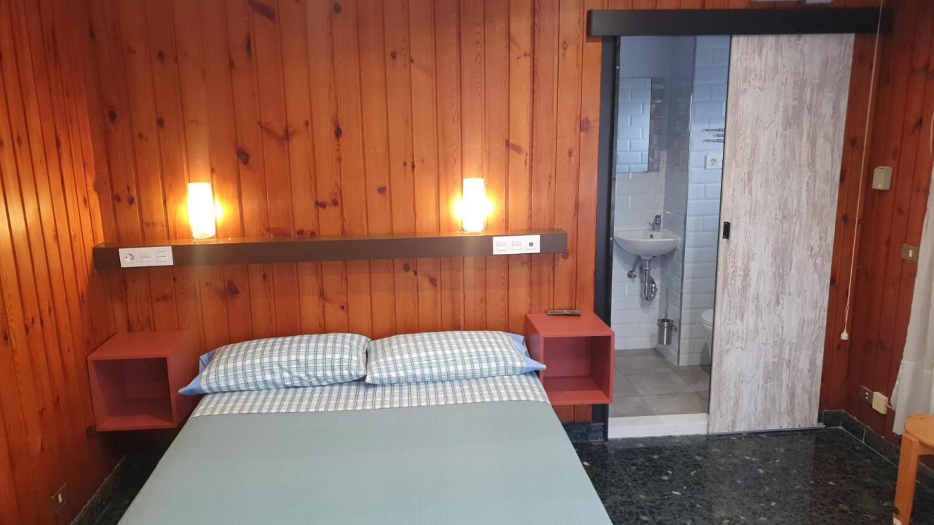 ** Abaca Guest house Gijon